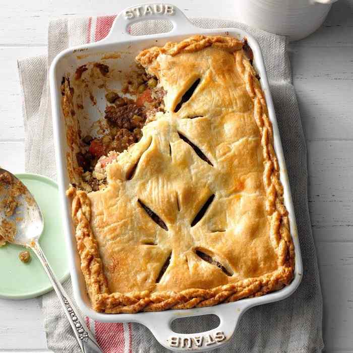 Best Family Meals to Batch Cook UK - Family Friendly Aberdeen Beef Pie Family Batch Cook Recipe